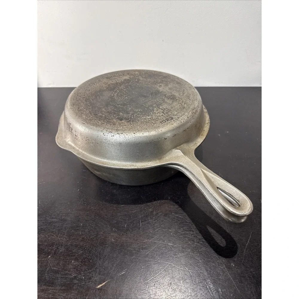 Vintage Griswold #90 Cast Iron DOUBLE SKILLET 1021 & 1022 Erie PAT. Original
